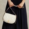 Bolsos Saddle de piel acolchada Ralph Lauren Polo ID para mujer en color marfil Bolsos Saddle de piel acolchada Ralph Lauren Polo ID para mujer en color marfil