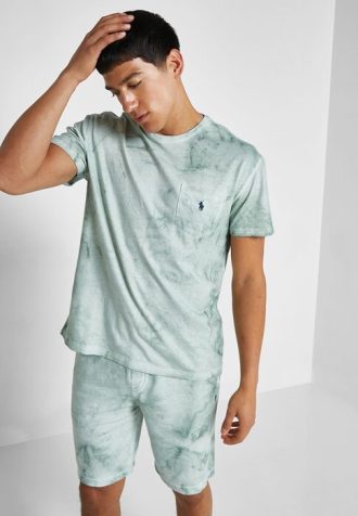 camisetas verdes de cuello redondo con estampado de ralph lauren para hombre 1 330x476 - Camisetas verdes de cuello redondo con estampado de Ralph Lauren para hombre