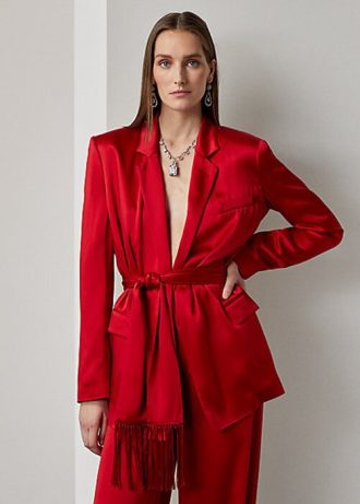 Chaquetas de satén con cinturón Ralph Lauren Quinton para mujer en color rojo