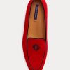 Mocasines Ralph Lauren Laurel de ante de cabra bordados para mujer en rojo Mocasines Ralph Lauren Laurel de ante de cabra bordados para mujer en rojo