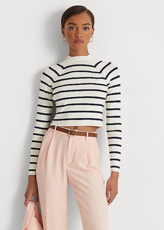 Suéteres de cuello alto cortos a rayas Ralph Lauren para mujer en color crema/azul marino Suéteres de cuello alto cortos a rayas Ralph Lauren para mujer en color crema/azul marino